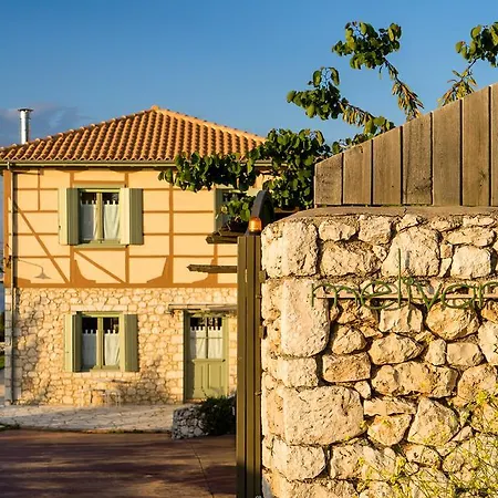 Melivaro Tsoukaládhes