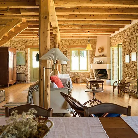 Tatil Evi Melivaro *