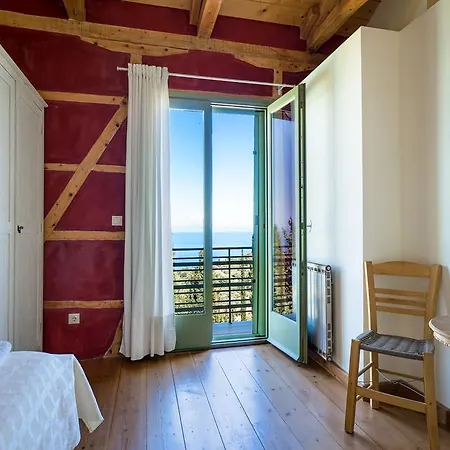 Melivaro Tsoukaládhes